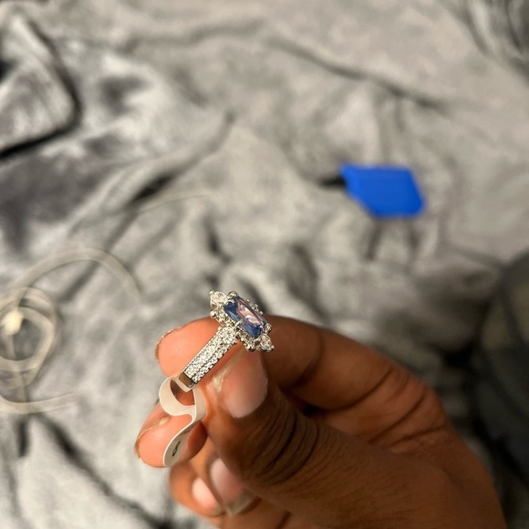 Size 8 waterproof ring - Picture 3 of 3